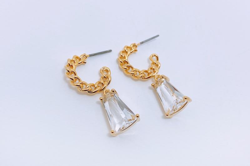 [Ozel] Elegant Glossy Chain Brass Glass Earrings