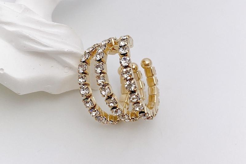 [Ozel] Stylish Ear Cuff