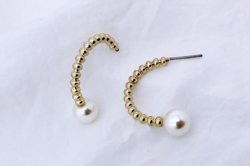[Ozel] Girlfriend Gift Glossy Brass Pearl Earrings