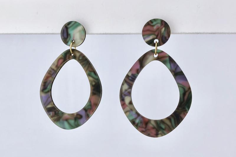 [Ozel] Luxurious Glossy Acrylic Earrings [
