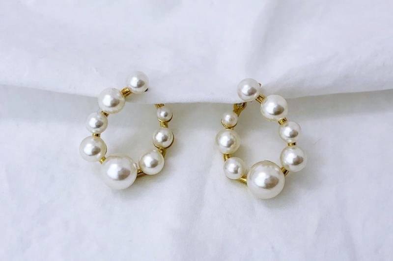 [Ozel] Casual Mood Glossy Brass Pearl Earrings