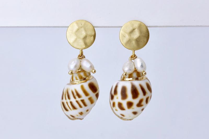 [Ozel] Luxurious Vintage Plated Zinc Alloy Earrings
