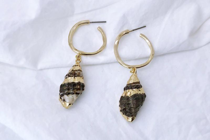 [Ozel] Elegant Glossy Pearl Zinc Alloy Earrings