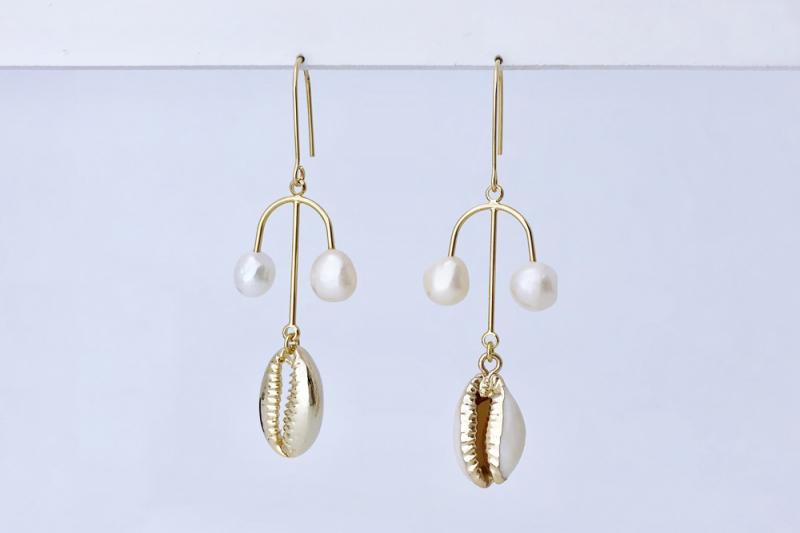 [Ozel] Romantic Mood Glossy Brass Pearl Earrings