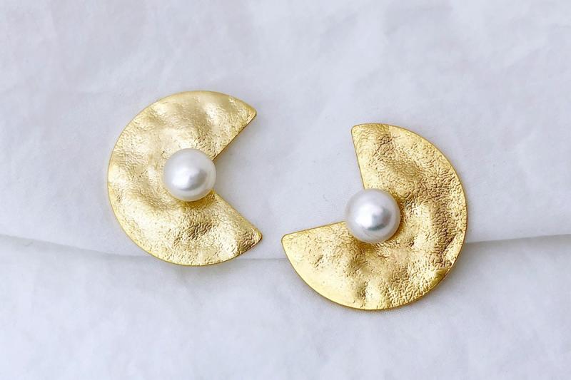 [Ozel] Wedding Guest Look Vintage Plated Brass Pearl Earrings