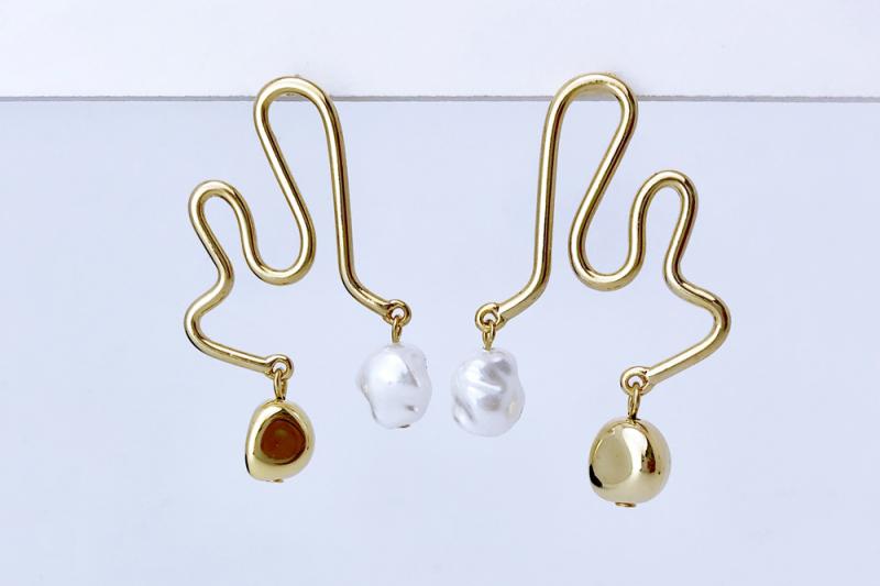[Ozel] Shiny Pearl Earring