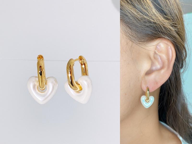 [Ozel] Shiny BRASS/ACRYLIC Pearl Earring