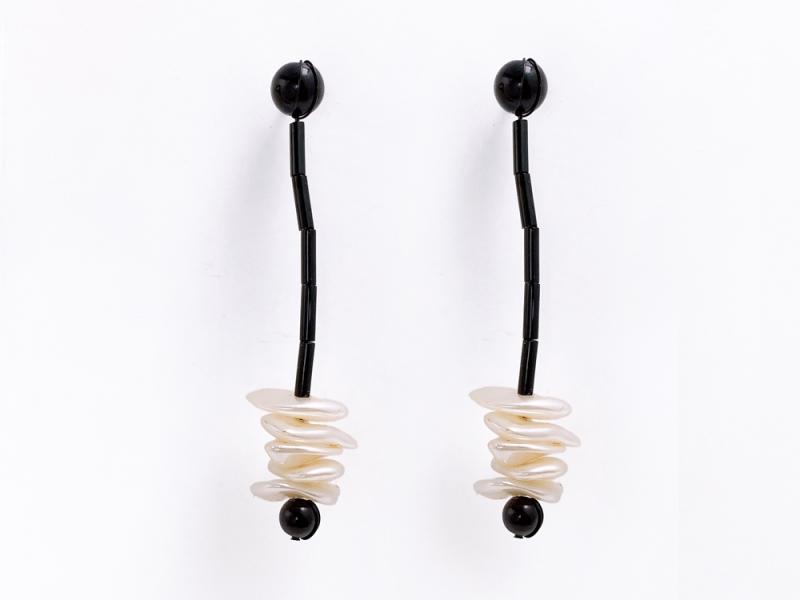 [Ozel] Shiny ACRYLIC Pearl Earring
