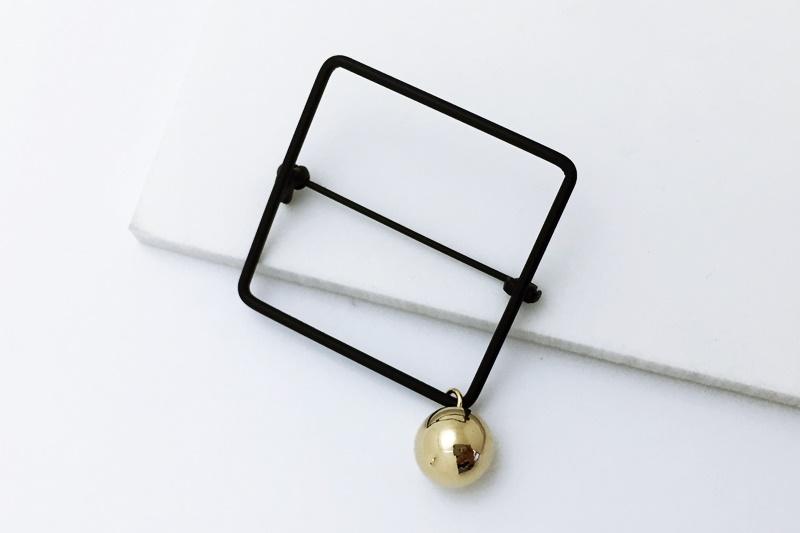 [Ozel] Point Look Pendant