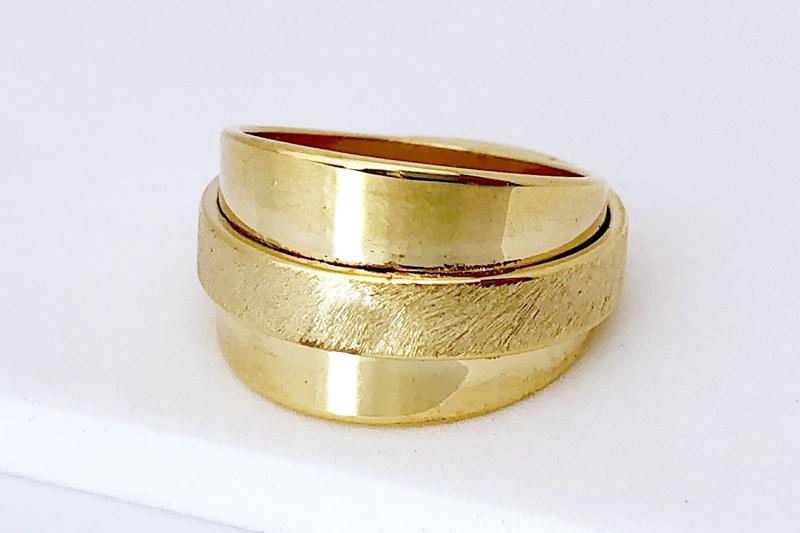 [Ozel] Shiny Curved BRASS Ring