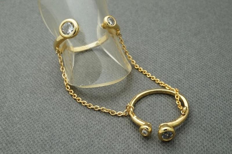 [Ozel] Chic Point Glossy Brass Cubic Ring