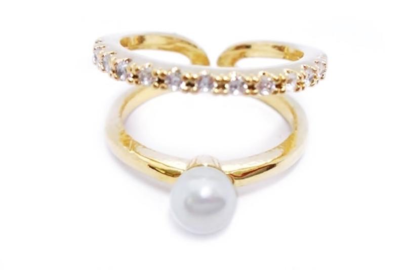 [Ozel] Romantic Mood Glossy Acrylic Brass Pearl Cubic Ring