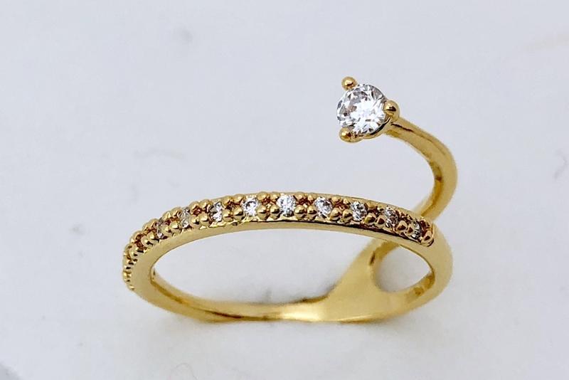 [Ozel] Chic Point Glossy Brass Cubic Ring