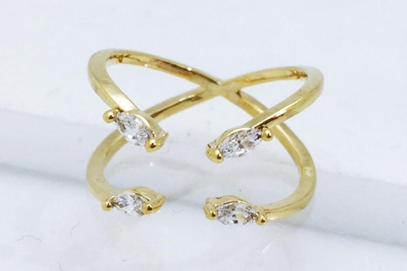 [Ozel] Modern Classic Glossy Brass Cubic Ring