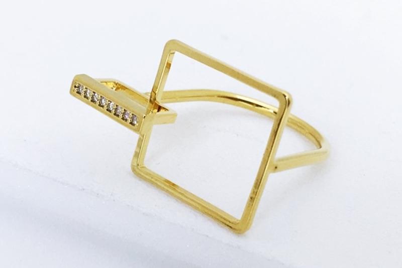 [Ozel] Modern Classic Glossy Brass Cubic Ring