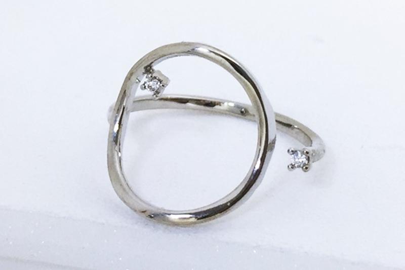 [Ozel] Girlfriend Gift Glossy Brass Cubic Ring