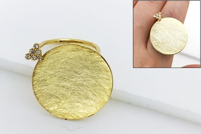 [Ozel] Elegant Asymmetrical Curve Brass Cubic Ring