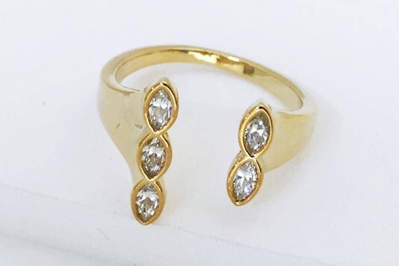 [Ozel] Vintage-inspired Glossy Brass Cubic Ring