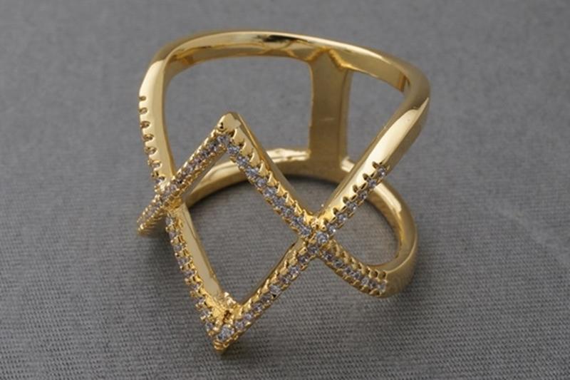 [Ozel] Layered Glossy Brass Cubic Ring