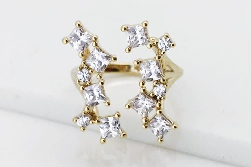 [Ozel] Statement Look Glossy Brass Cubic Ring