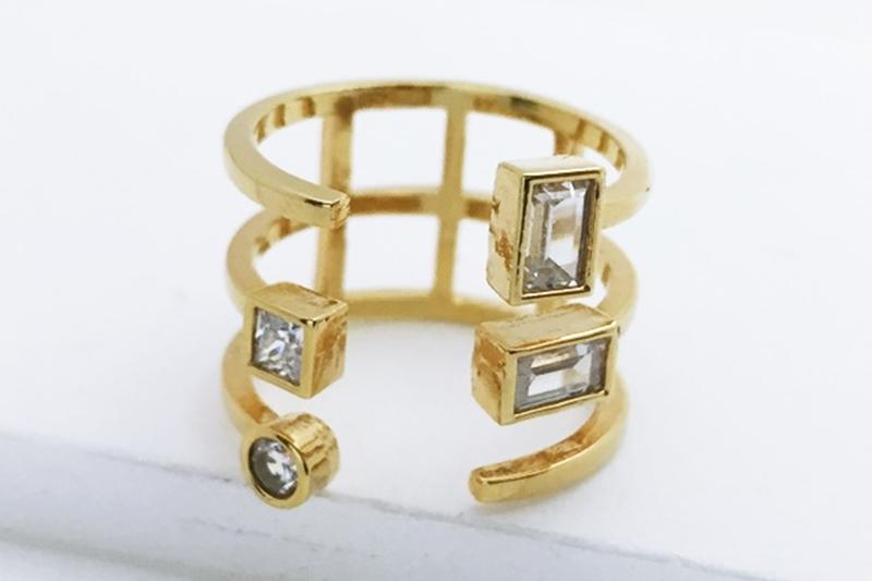 [Ozel] Stylish Glossy Brass Cubic Ring [
