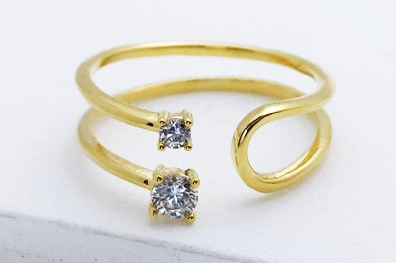 Ozel] Delicate Fit Glossy Brass Cubic Ring [