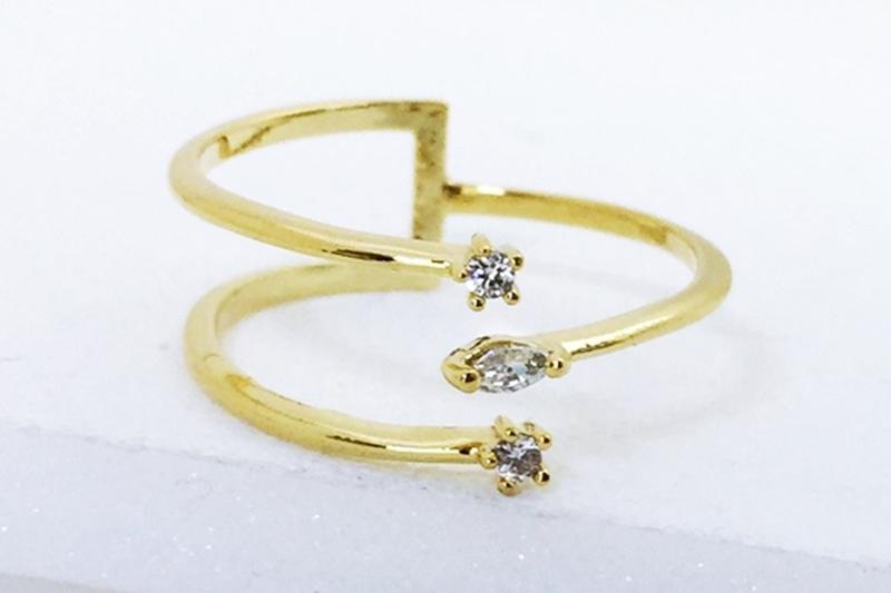 [Ozel] Point Look Glossy Brass Cubic Ring