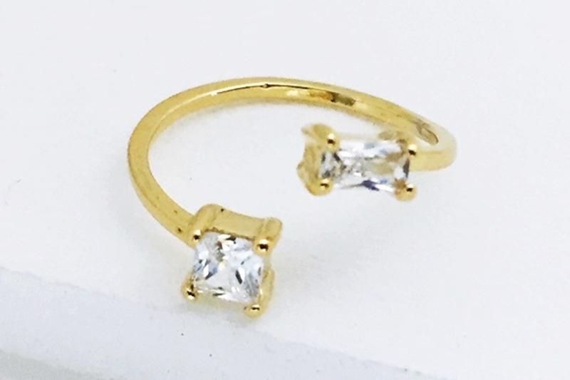 [Ozel] Girlfriend Gift Glossy Brass Cubic Ring