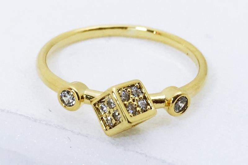 [Ozel] Unique-mood Glossy Brass Cubic Ring