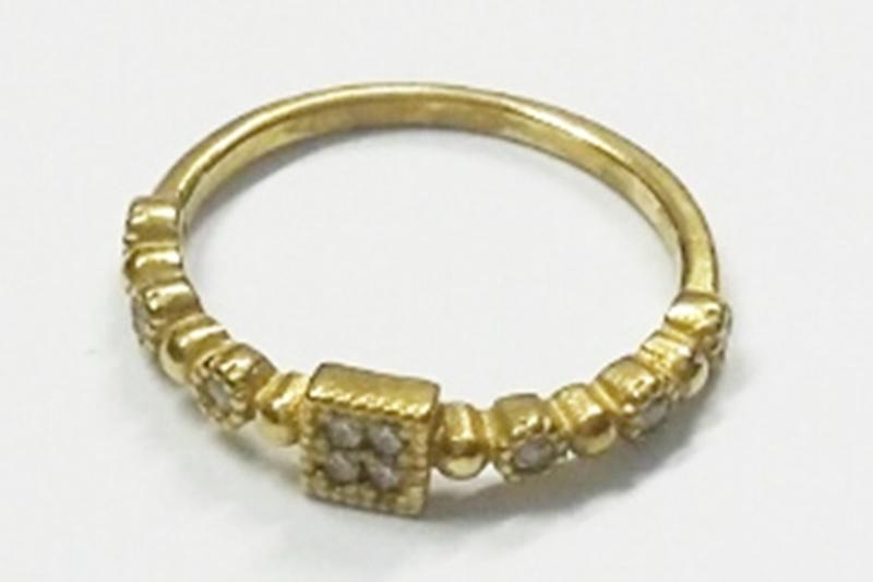 [Ozel] Casual-mood Glossy Brass Cubic Ring
