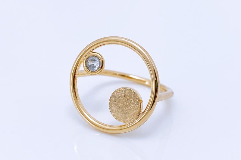 [Ozel] Delicate Fit Asymmetrical Curve Brass Cubic Ring