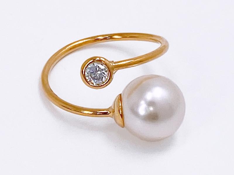 [Ozel] Chic Point Glossy Acrylic Brass Pearl Cubic Ring