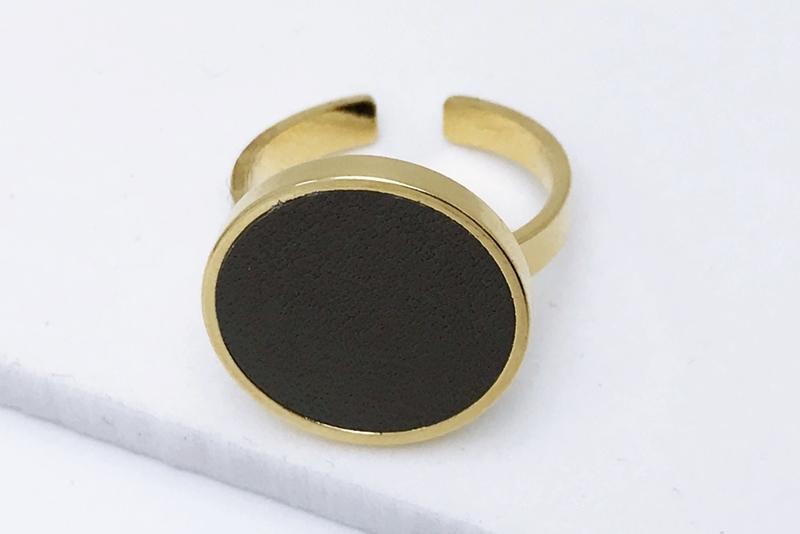 [Ozel] Shiny BRASS/LEATHER Ring
