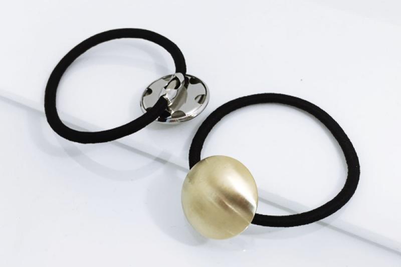 [Ozel] Matte Brass Jewelry with Subtle Charm