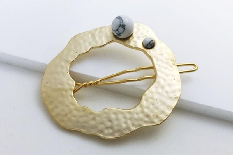 [Ozel] Chic Point Vintage Plated Howlite Gemstone Zinc Alloy Hairpin