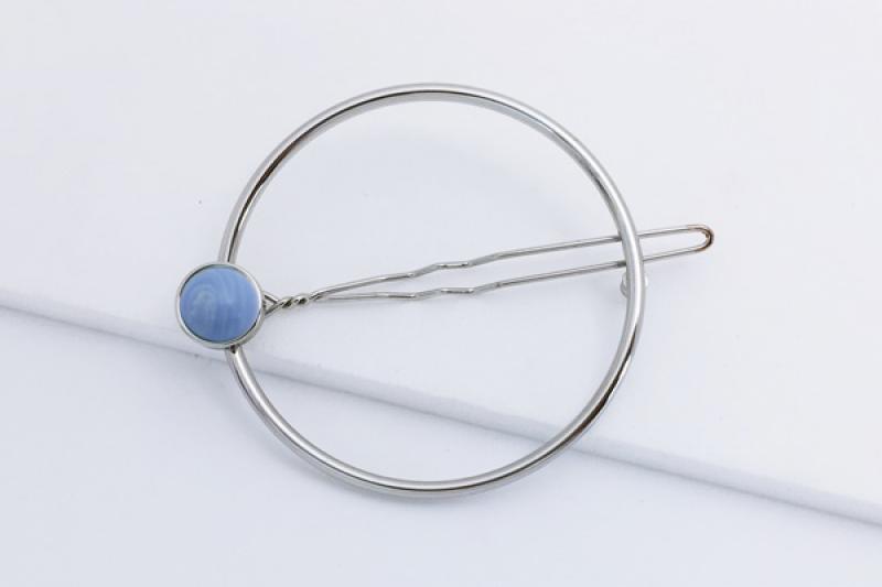 [Ozel] Glossy hairpin with subtle charm