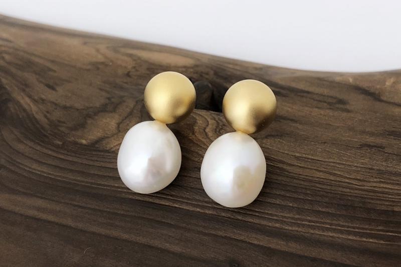 ] Layered Freshwater Pearl Brass Earrings
