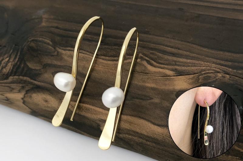 [Ozel] Girlfriend Gift Glossy Freshwater Pearl Brass Earrings