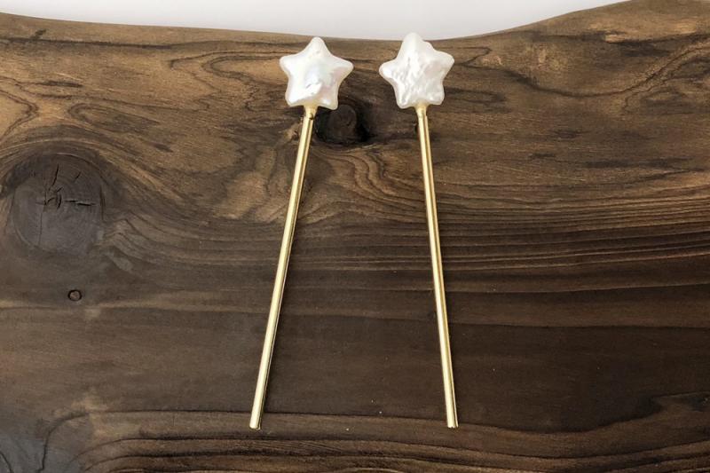[Ozel] Delicate Fit Glossy Freshwater Pearl Brass Earrings