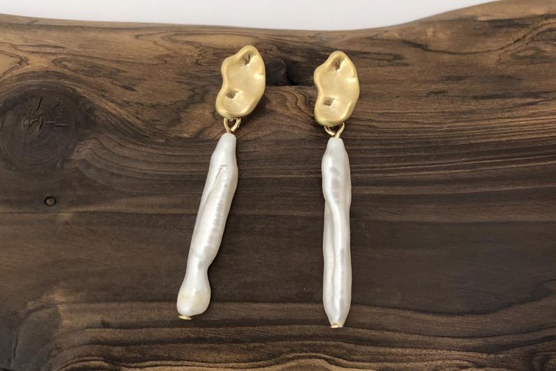 [Ozel] Sensual Vintage Plated Freshwater Pearl Brass Earrings