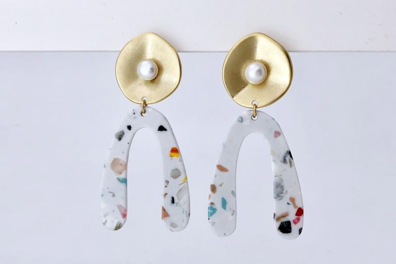 [Ozel] Chic Point Vintage Plated Freshwater Pearl Zinc Alloy Earrings