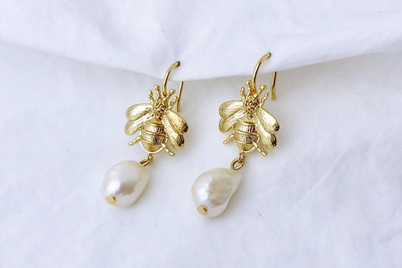 Delicate Fit Vintage Plated Freshwater Pearl Brass Earrings [Ozel